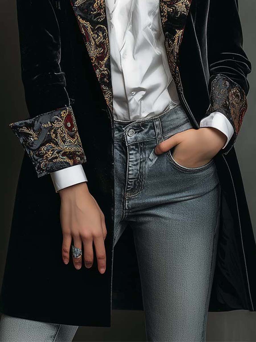Leontina | Blazer Entallado Estampado Barroco Negro